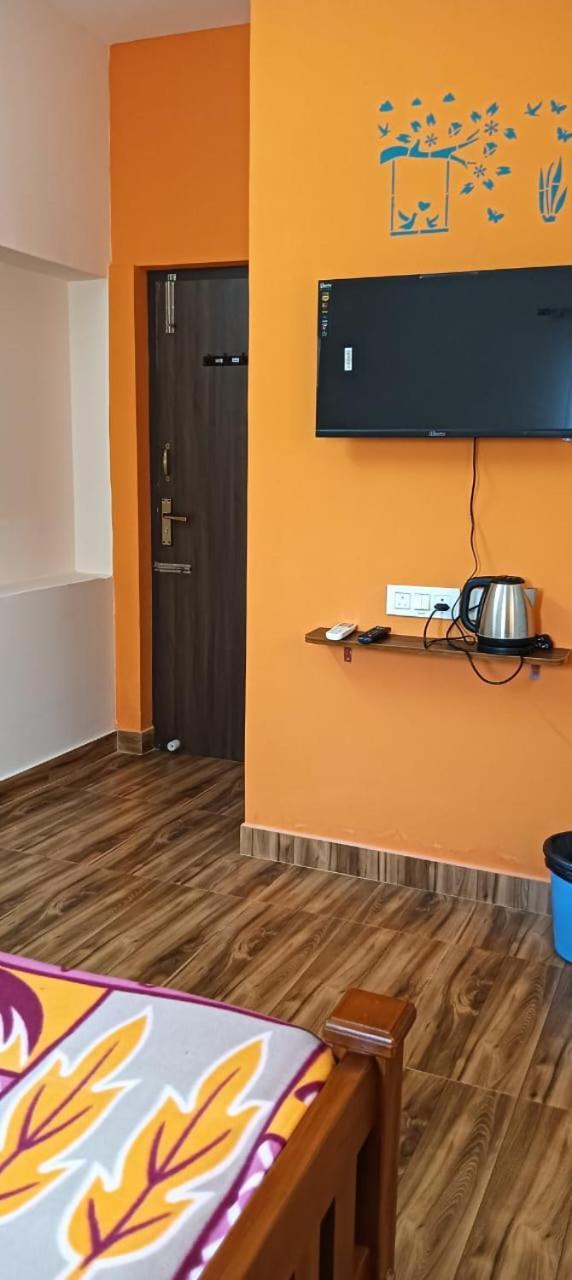 Kpr Residency Near Isha - Adiyogi Hotel Alandurai Luaran gambar