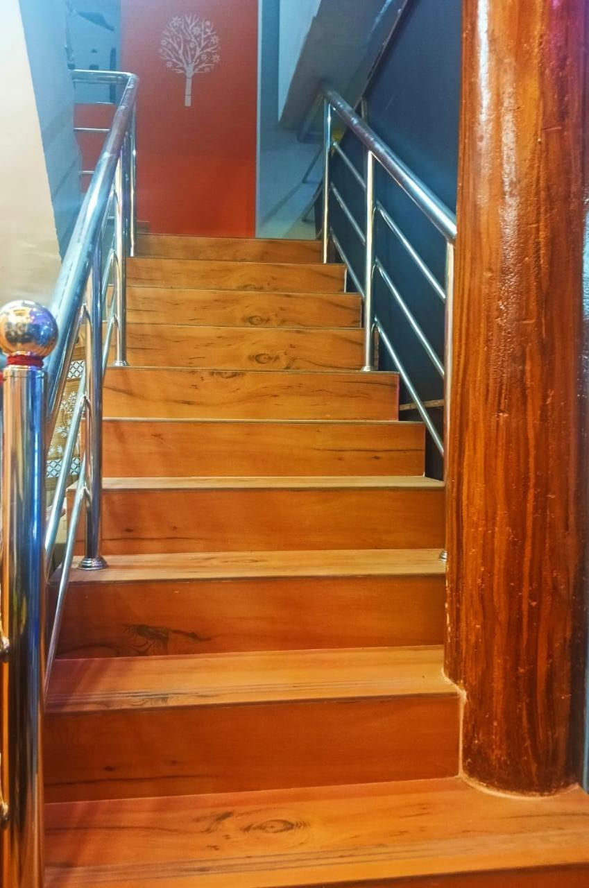 Kpr Residency Near Isha - Adiyogi Hotel Alandurai Luaran gambar